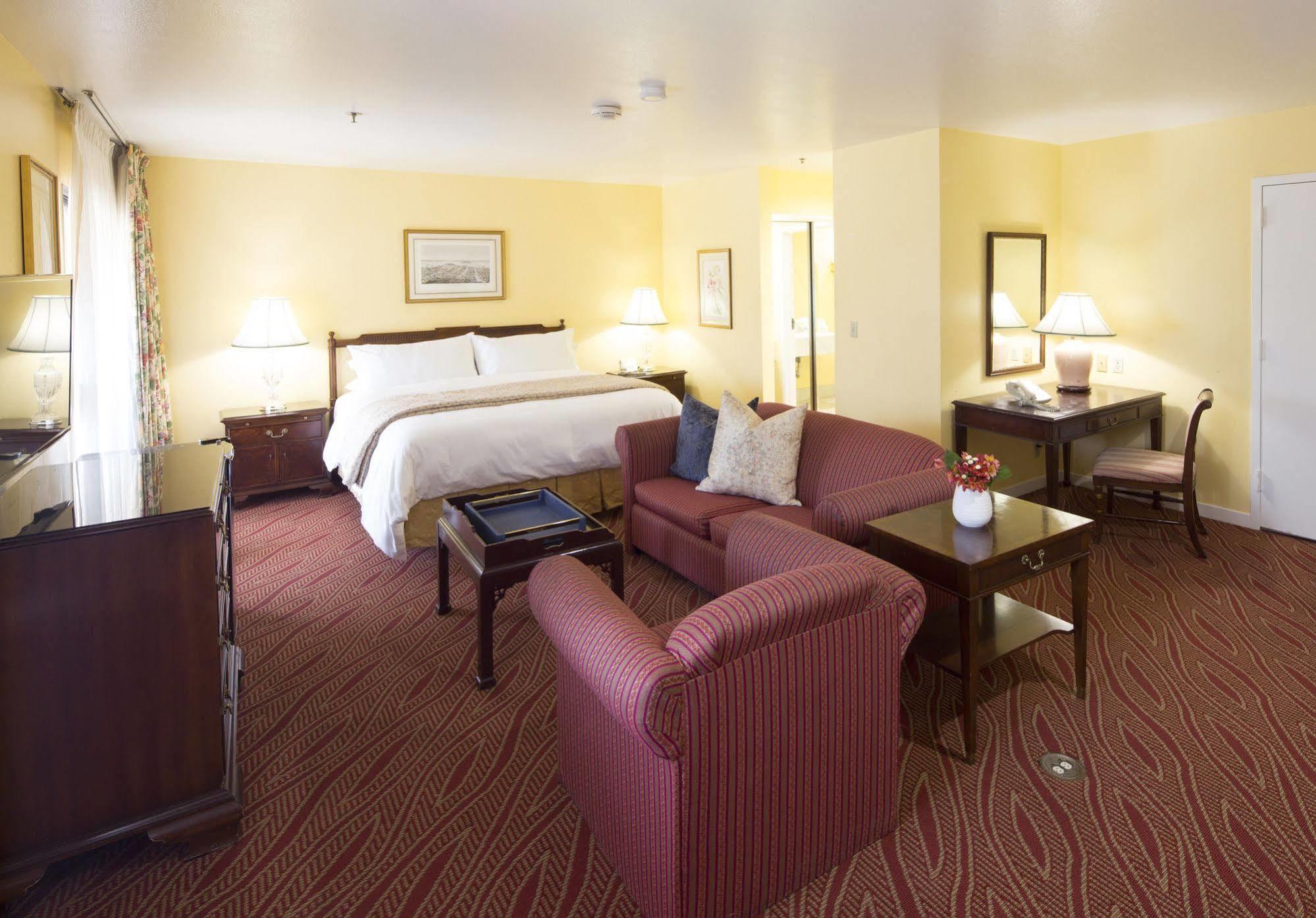 Campbell Inn Hotel Luaran gambar