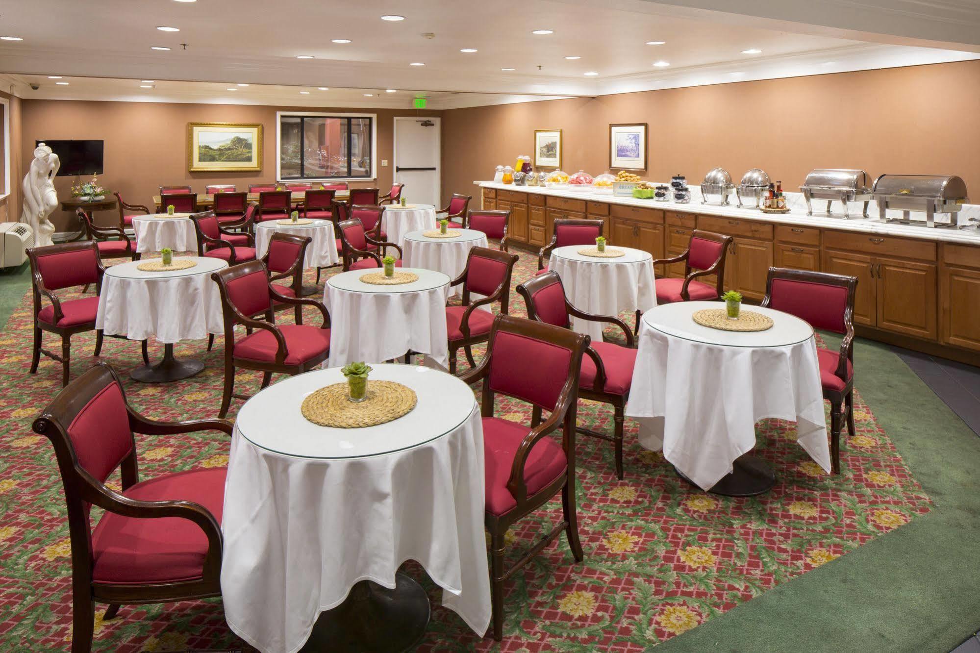 Campbell Inn Hotel Luaran gambar